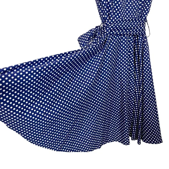 Cute Blue Polka Dot Wrap Dress 🩷 - Picture 6 of 10